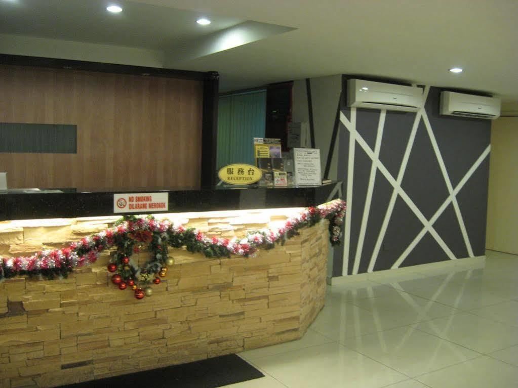 Casuarina Hotel Kota Kinabalu Bagian luar foto